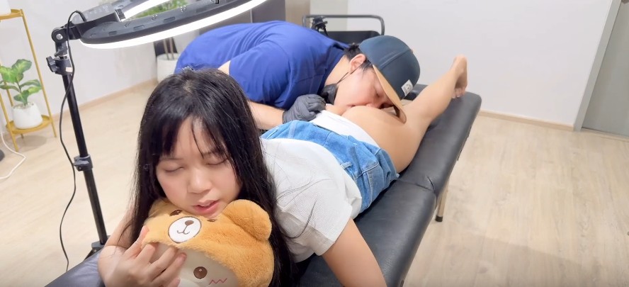 Niat Bikin Tato Malah Tukang Tatonya Sangean