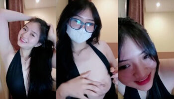 BOKEP INDO Si Cantik Lagi Nyari Saweran Di Live Bugilnya