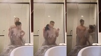 Bokep Indo Ngentot Dikamar Mandi Sama Ayang Nenennya Nempel Kaca